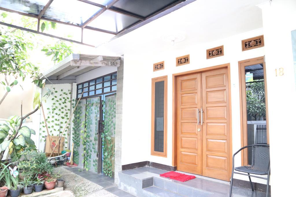 Zenrra House Ξενοδοχείο Μπαντούνγκ Εξωτερικό φωτογραφία
