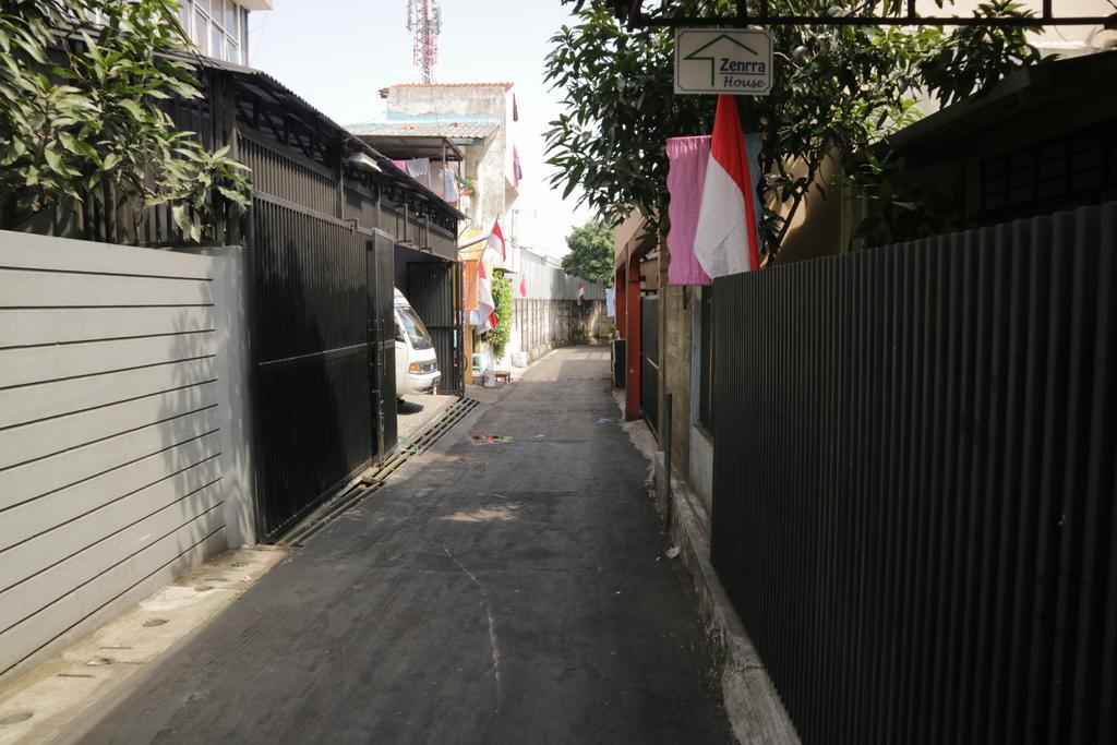 Zenrra House Ξενοδοχείο Μπαντούνγκ Εξωτερικό φωτογραφία