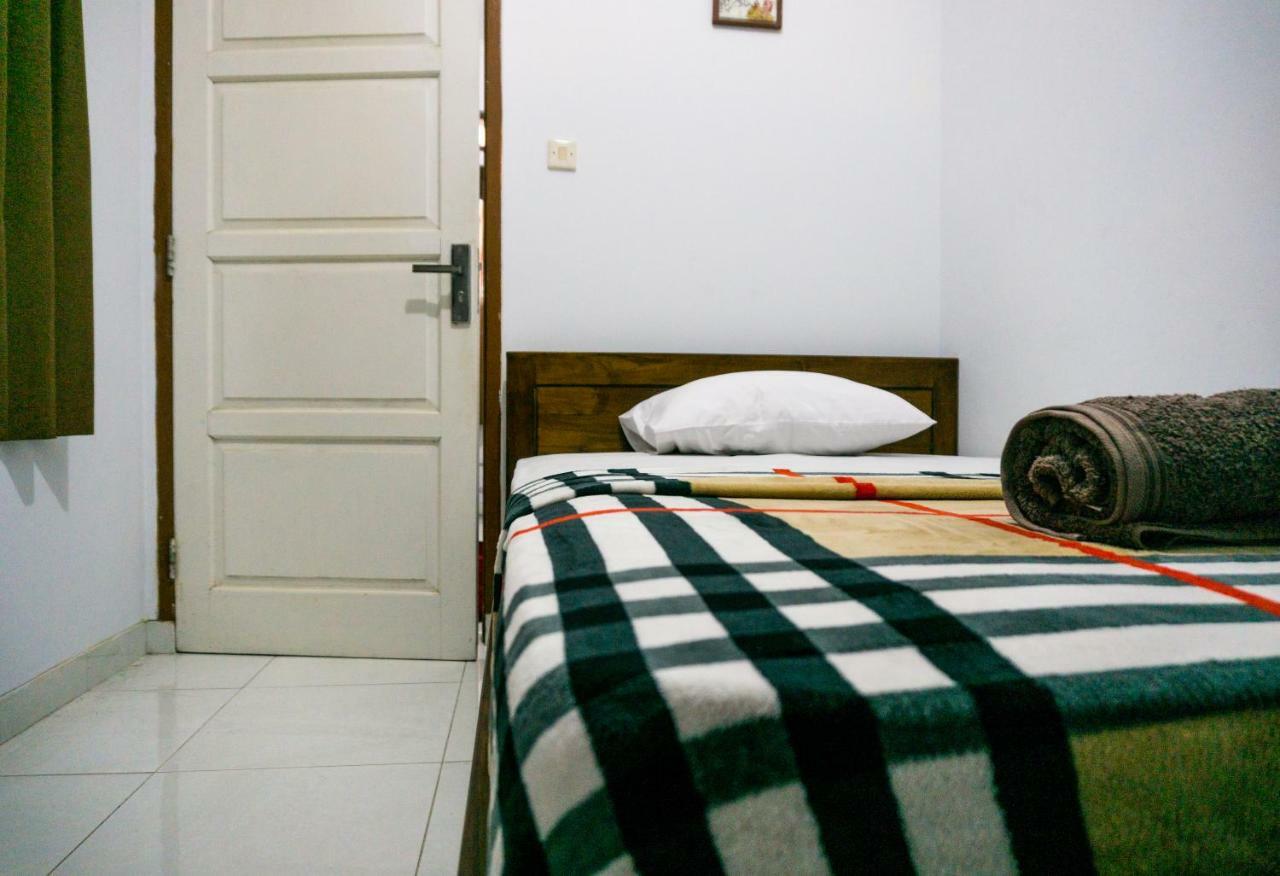 Zenrra House Ξενοδοχείο Μπαντούνγκ Εξωτερικό φωτογραφία